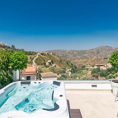 Spacious In Competa